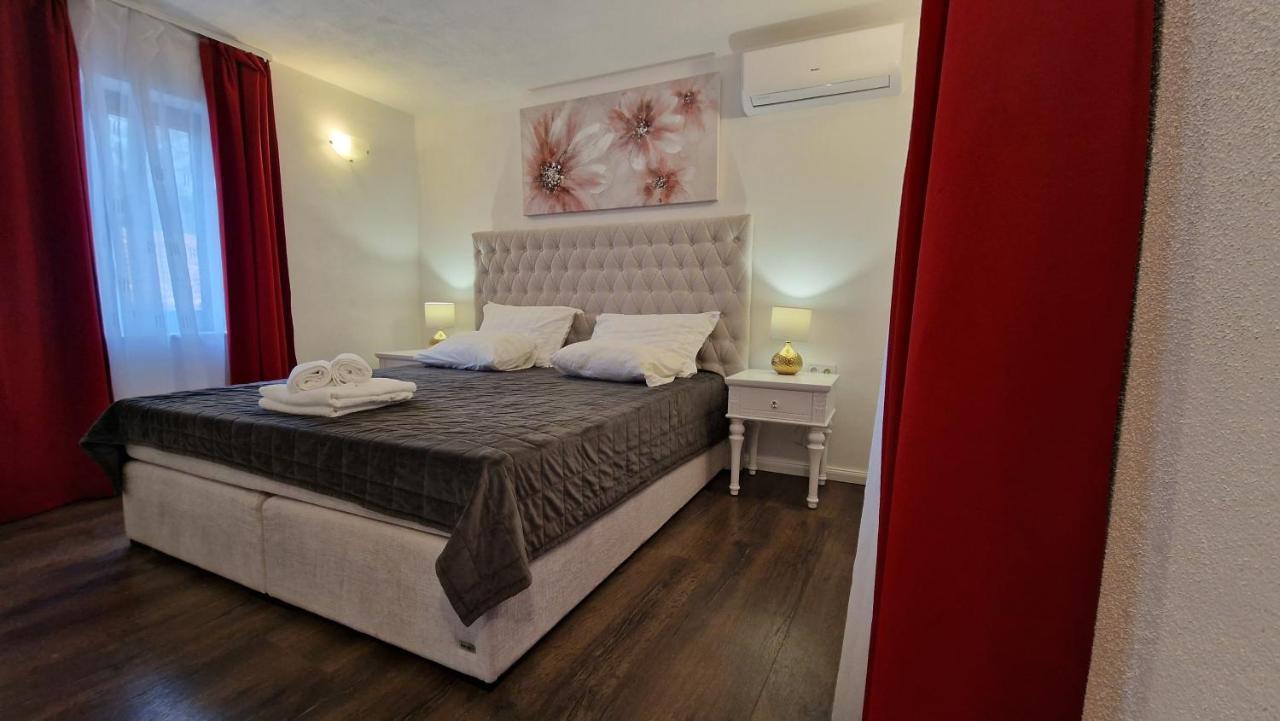 Apartments Ante 2 Hvar Town Exterior photo